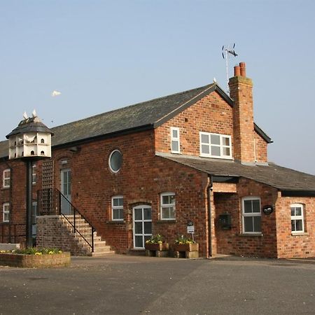 Wall Hill Farm Northwich Exterior foto