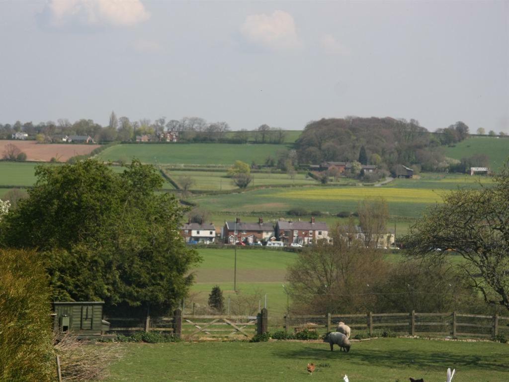 Wall Hill Farm Northwich Exterior foto